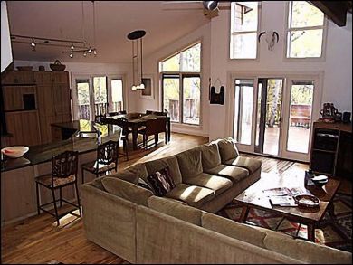 Beautiful Large Aspen Home